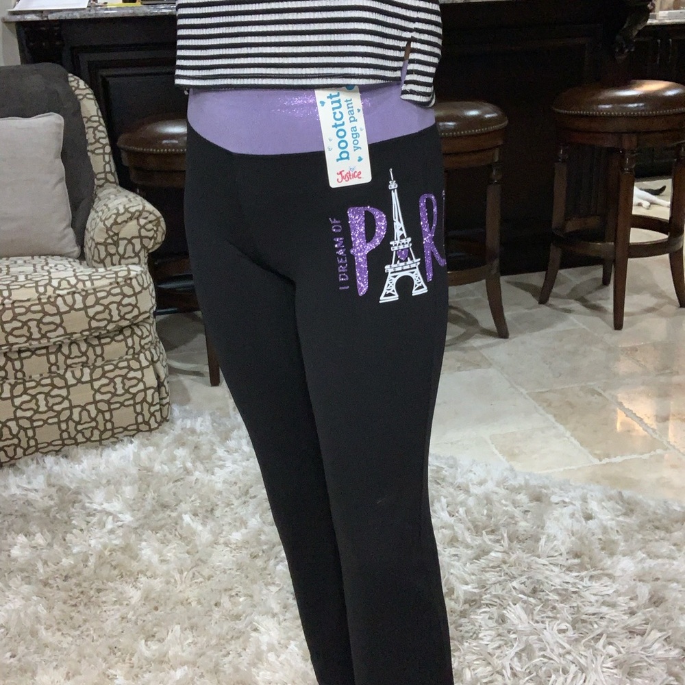 Black leggings